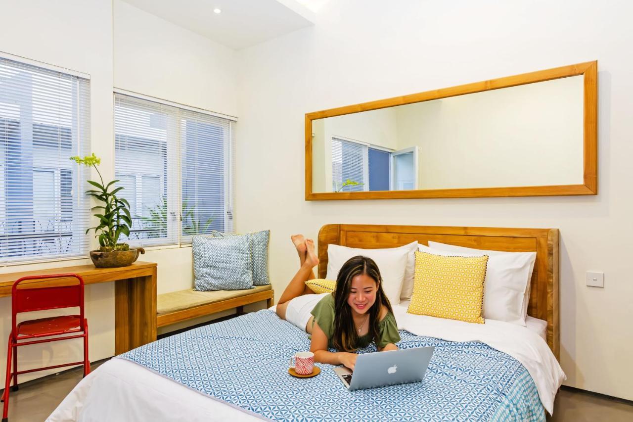 Seruni Guest House Denpasa Buitenkant foto